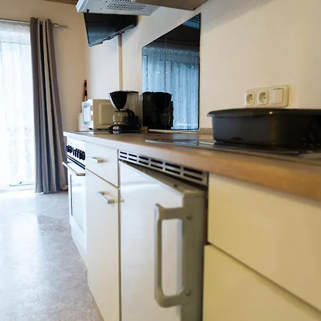 Ferienwohnung Und Gaestezimmer Reis-Kohl Mehring  Extérieur photo