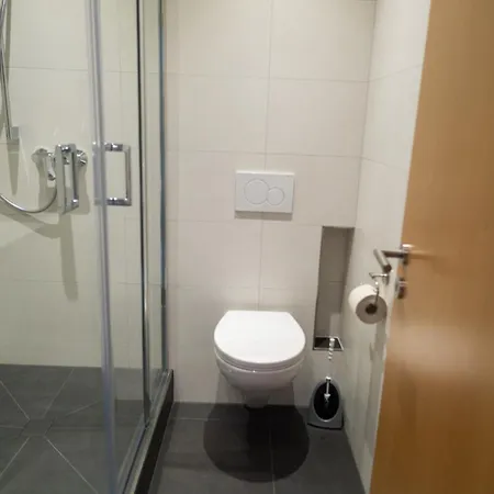 Ferienwohnung Und Gaestezimmer Reis-Kohl Mehring  Extérieur photo