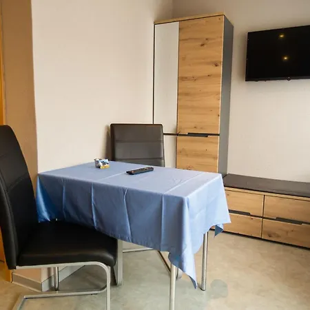 Ferienwohnung Und Gaestezimmer Reis-Kohl Mehring  Extérieur photo