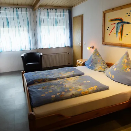 Ferienwohnung Und Gaestezimmer Reis-Kohl Mehring  Extérieur photo