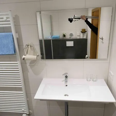 Ferienwohnung Und Gaestezimmer Reis-Kohl Mehring  Chambre photo