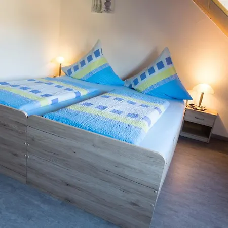 Ferienwohnung Und Gaestezimmer Reis-Kohl Mehring  Chambre photo