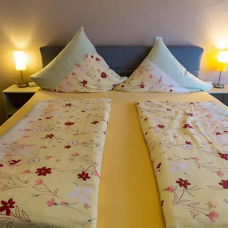Ferienwohnung Und Gaestezimmer Reis-Kohl Mehring  Chambre photo