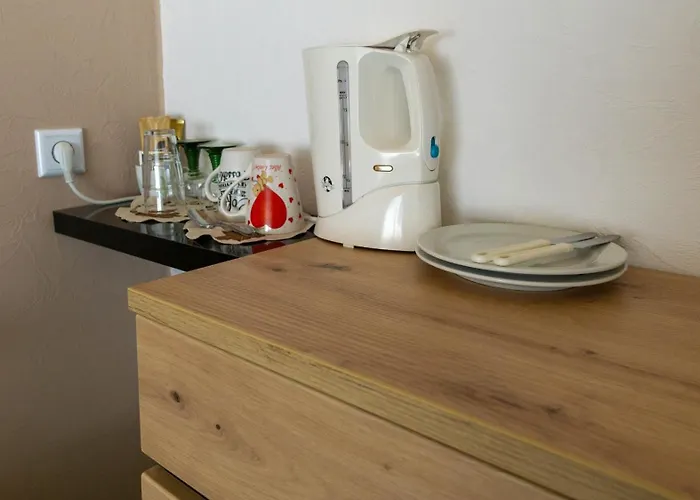 Ferienwohnung Und Gaestezimmer Reis-Kohl