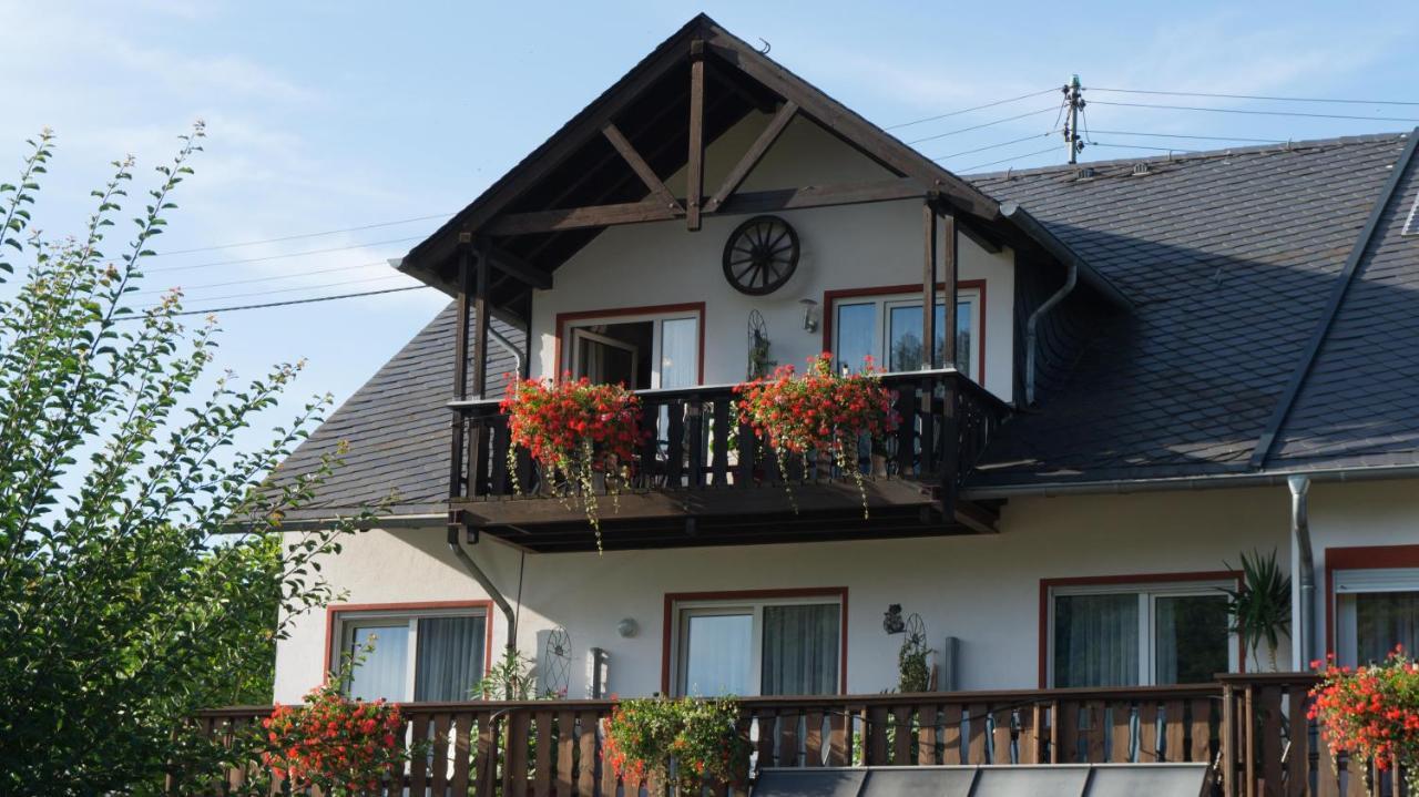 Appartement Und Gaestezimmer Reis-kohl *