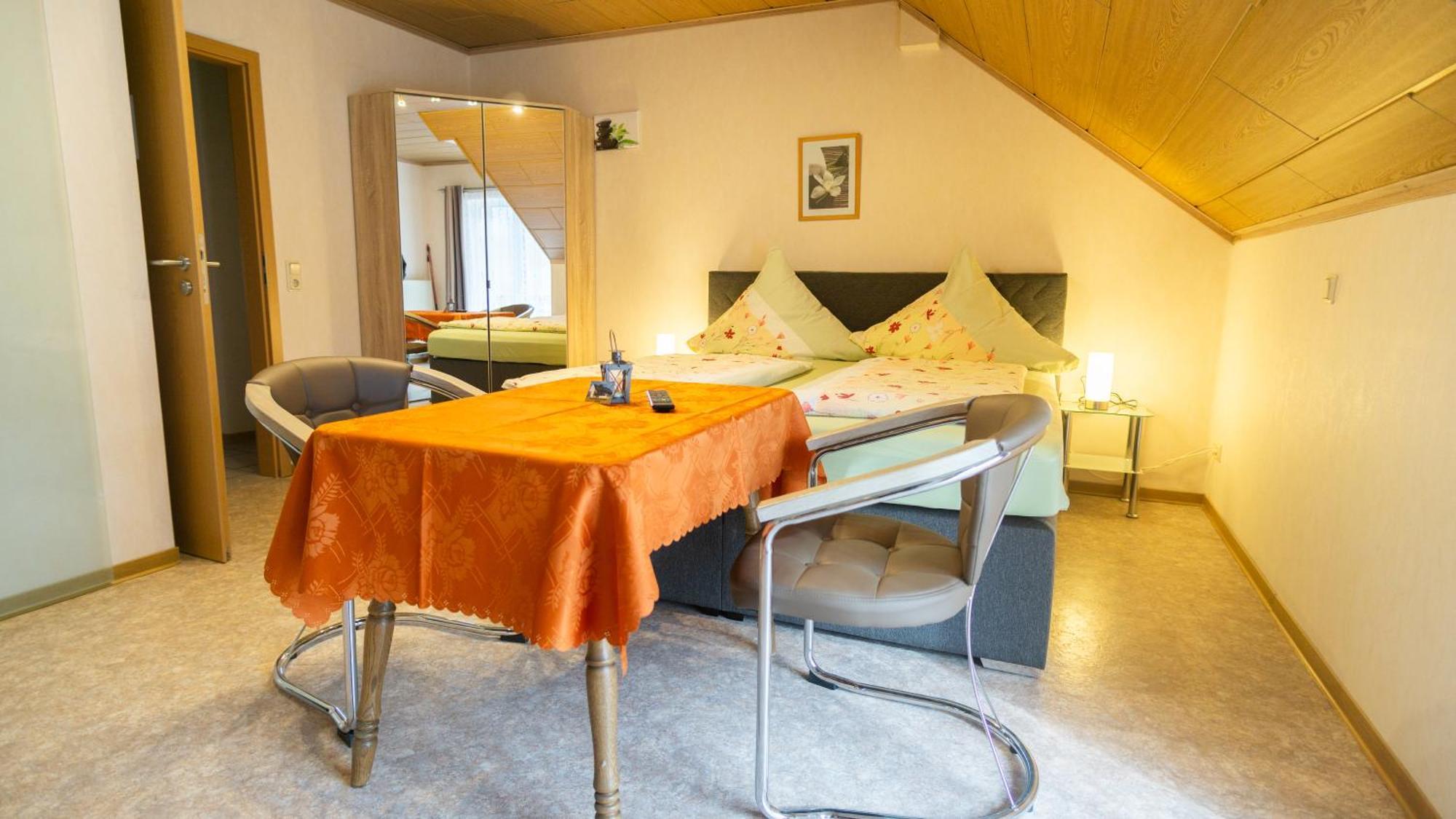 Appartement Und Gaestezimmer Reis-kohl *