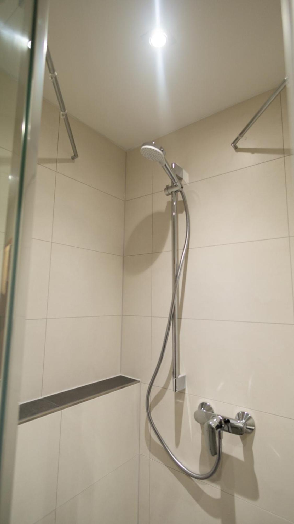 Appartement Und Gaestezimmer Reis-kohl *
