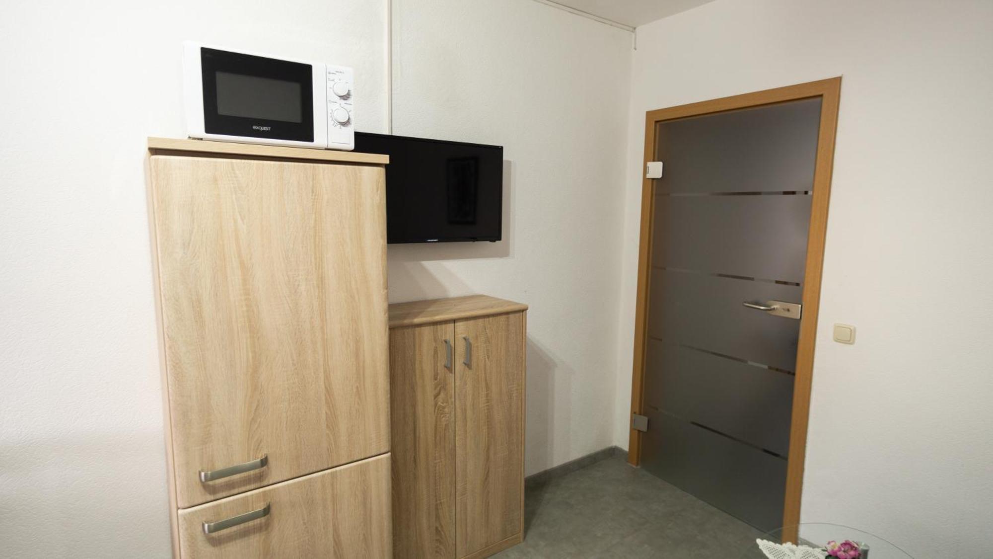 Appartement Und Gaestezimmer Reis-kohl Mehring (Rhineland-Palatinate)