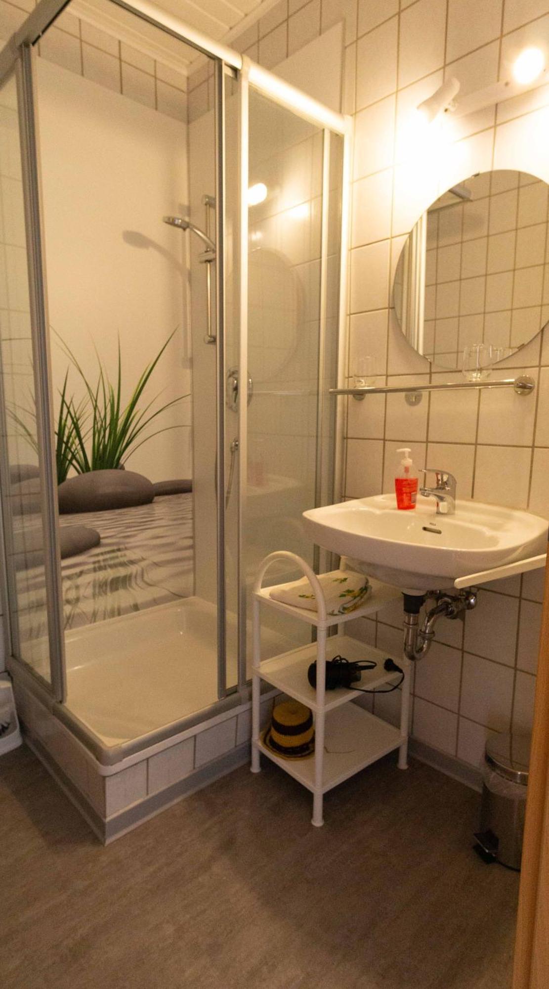 Appartement Und Gaestezimmer Reis-kohl