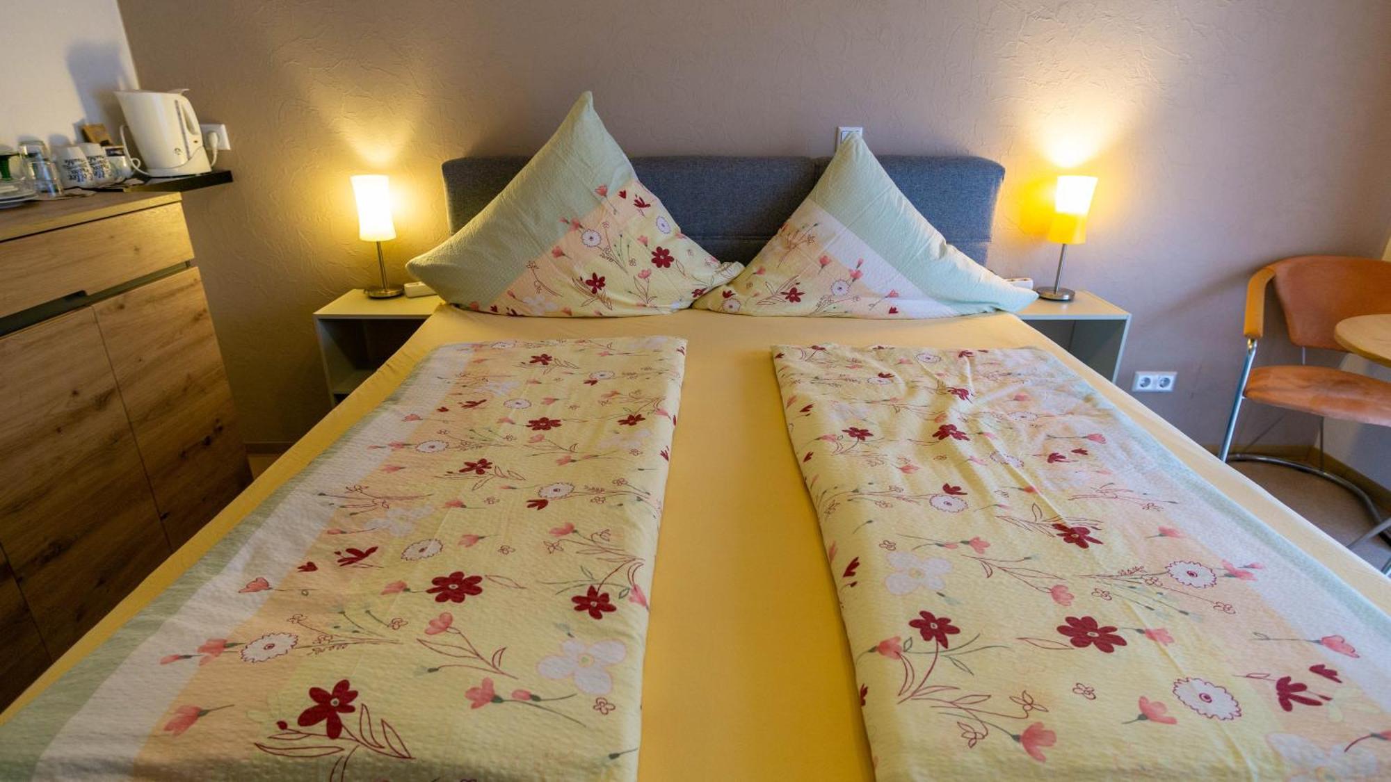 Und Gaestezimmer Reis-kohl Appartement Mehring (Rhineland-Palatinate)